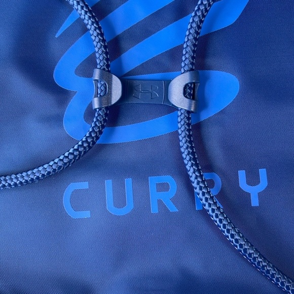 Under Armour Blue Drawstring Bag SC40
Ozsee Sakepack 450 - Picture 5 of 7